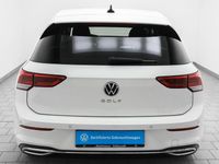 Gebraucht VW Golf VII Active 150 PS (110 kW) 2021 Weiss Kleinwagen