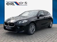 Neu BMW 120 Performance 170 PS (125 kW) 2026 Schwarz Kleinwagen
