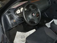 Second-hand Rover 25 84 CP (61 kW) 2004 Albastru Hatchback