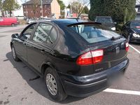 Second-hand Seat Leon 74 CP (54 kW) 2000 Hatchback