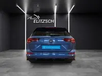 Gebraucht VW Golf VIII R-line 150 PS (110 kW) 2025 Blau Kombi