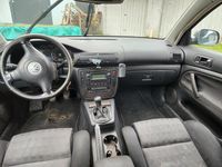 Usata VW Passat 131 CV (96 kW) 2003 Grigio Station wagon