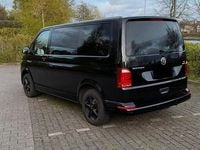 Gebraucht VW Multivan Black Edition 102 PS (75 kW) 2016 Schwarz Van / Kleinbus