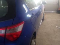 Gebraucht Toyota Yaris 111 PS (81 kW) 2020 Blau Limousine