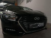 Gebraucht Hyundai i40 Classic 135 PS (99 kW) 2017 Schwarz Kombi