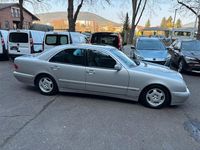 Gebraucht Mercedes E240 Avantgarde 170 PS (125 kW) 2000 Silber Limousine