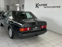 Gebraucht Mercedes 190 94 PS (69 kW) 1991 Schwarz Limousine