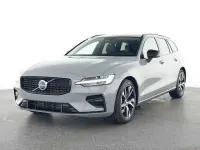 Gebraucht Volvo V60 145 PS (106 kW) 2025 Kombi