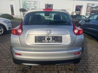 Gebraucht Nissan Juke Acenta 117 PS (86 kW) 2013 Silber SUV