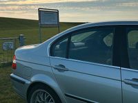 Gebraucht BMW 320 150 PS (110 kW) 1998 Silber Limousine