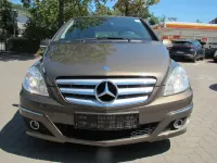 Gebraucht Mercedes B200 136 PS (100 kW) 2008 Braun Van / Kleinbus