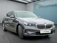 Gebraucht BMW 520 197 PS (144 kW) 2025 Grau Limousine