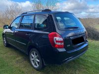 Gebraucht Lada Kalina 98 PS (72 kW) 2016 Schwarz Kombi