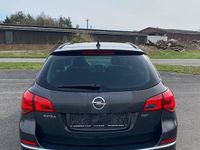 Gebraucht Opel Astra Energy 110 PS (80 kW) 2014 Grau Kombi