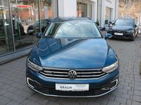 Gebraucht VW Passat GTE 156 PS (114 kW) 2022 Aquamarinblau Kombi