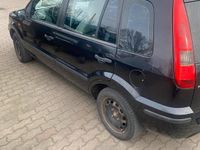 Gebraucht Ford Fusion 100 PS (73 kW) 2003 Schwarz Kleinwagen