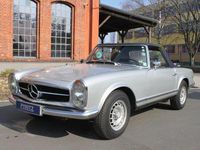 Gebraucht Mercedes 230 150 PS (110 kW) 1966 Silber Cabrio
