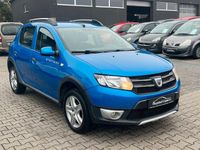Gebraucht Dacia Sandero Prestige 90 PS (66 kW) 2015 Blau sky Limousine