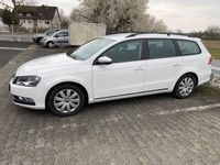 gebraucht VW Passat Variant 1.6 TDI BlueMotion Klima/AHK/2.H