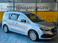 Gebraucht Mercedes T180 Progressive 131 PS (96 kW) 2023 Silber Van / Kleinbus
