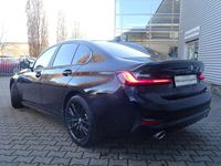 Gebraucht BMW 320e Advantage 204 PS (150 kW) 2022 Schwarz Limousine