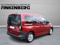 Gebraucht VW Caddy Basis 102 PS (75 kW) 2024 Rot Van / Kleinbus
