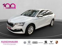 Gebraucht Skoda Scala Selection 95 PS (69 kW) 2023 Weiss Kleinwagen