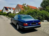 Gebraucht Mercedes 230 136 PS (100 kW) 1990 Blau Coupé