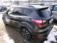 Gebraucht Ford Kuga ST-Line 150 PS (110 kW) 2019 Magneticgrau (metallic) SUV