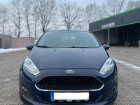 Gebraucht Ford Fiesta Trend 80 PS (58 kW) 2017 Blau Kleinwagen
