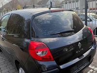 Gebraucht Renault Clio II 75 PS (55 kW) 2006 Schwarz Kleinwagen