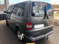 Gebraucht VW T5 140 PS (102 kW) 2014 Grau Van