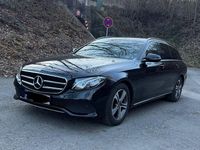 Gebraucht Mercedes E220 194 PS (142 kW) 2019 Schwarz Limousine