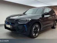 Gebraucht BMW iX3 M Sport 210 kW (286 PS) 2022 Carbonschwarz metallic SUV