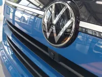 Neu VW Caravelle 170 PS (125 kW) 2026 Blau Van