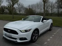 Gebraucht Ford Mustang 306 PS (225 kW) 2016 Weiß Cabrio