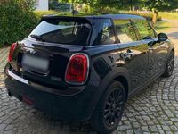 Gebraucht Mini Cooper 136 PS (100 kW) 2016 Schwarz Kleinwagen