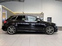 Second-hand Audi S3 Ambiente 310 CP (228 kW) 2017 Negru Berlinǎ