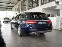 Gebraucht Mercedes E220 AMG line 194 PS (142 kW) 2018 Blau (cavansitblau) Kombi