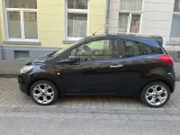 Gebraucht Ford Ka Ambiente 69 PS (50 kW) 2012 Schwarz Kleinwagen