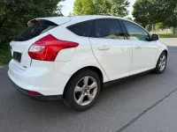 Gebraucht Ford Focus Titanium 125 PS (91 kW) 2014 Weiß Limousine