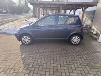Gebraucht Toyota Yaris Sol 68 PS (50 kW) 1999 Blau Limousine