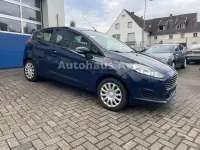 Gebraucht Ford Fiesta Trend 60 PS (44 kW) 2014 Blau Kleinwagen