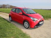Gebraucht Toyota Aygo 72 PS (52 kW) 2019 Rot Kleinwagen