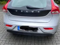 Gebraucht Volvo V40 122 PS (89 kW) 2016 Silber Limousine