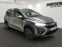 Neu Dacia Jogger Extreme 141 PS (103 kW) 2025 Grau Van / Kleinbus