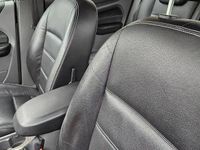 Gebraucht Ford Focus Ghia 145 PS (106 kW) 2010 Grau Kombi