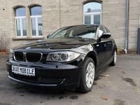 Gebraucht BMW 118 Efficient Dynamics 143 PS (105 kW) 2011 Schwarz Kleinwagen