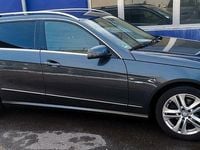 Gebraucht Mercedes E220 Avantgarde 170 PS (125 kW) 2012 Grau Kombi
