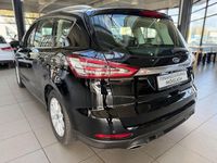 Gebraucht Ford S-MAX Titanium 179 PS (131 kW) 2016 Schwarz Van / Kleinbus